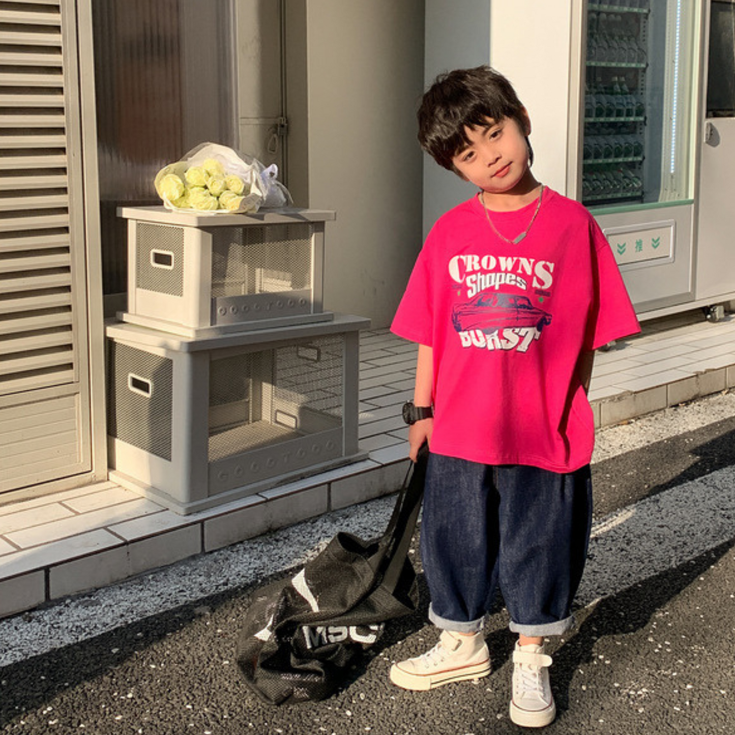 【メール便OK】半袖ストリートグラフィックTシャツ wrw25ss309