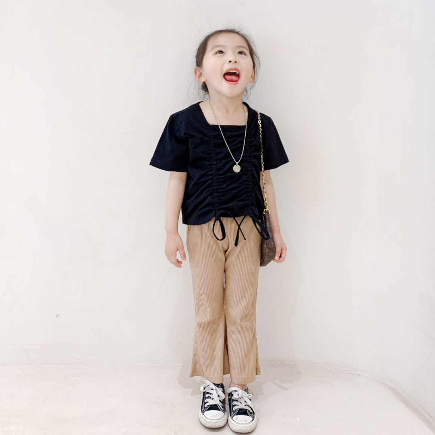 【メール便OK】シャーニングTシャツ wrw25ss199