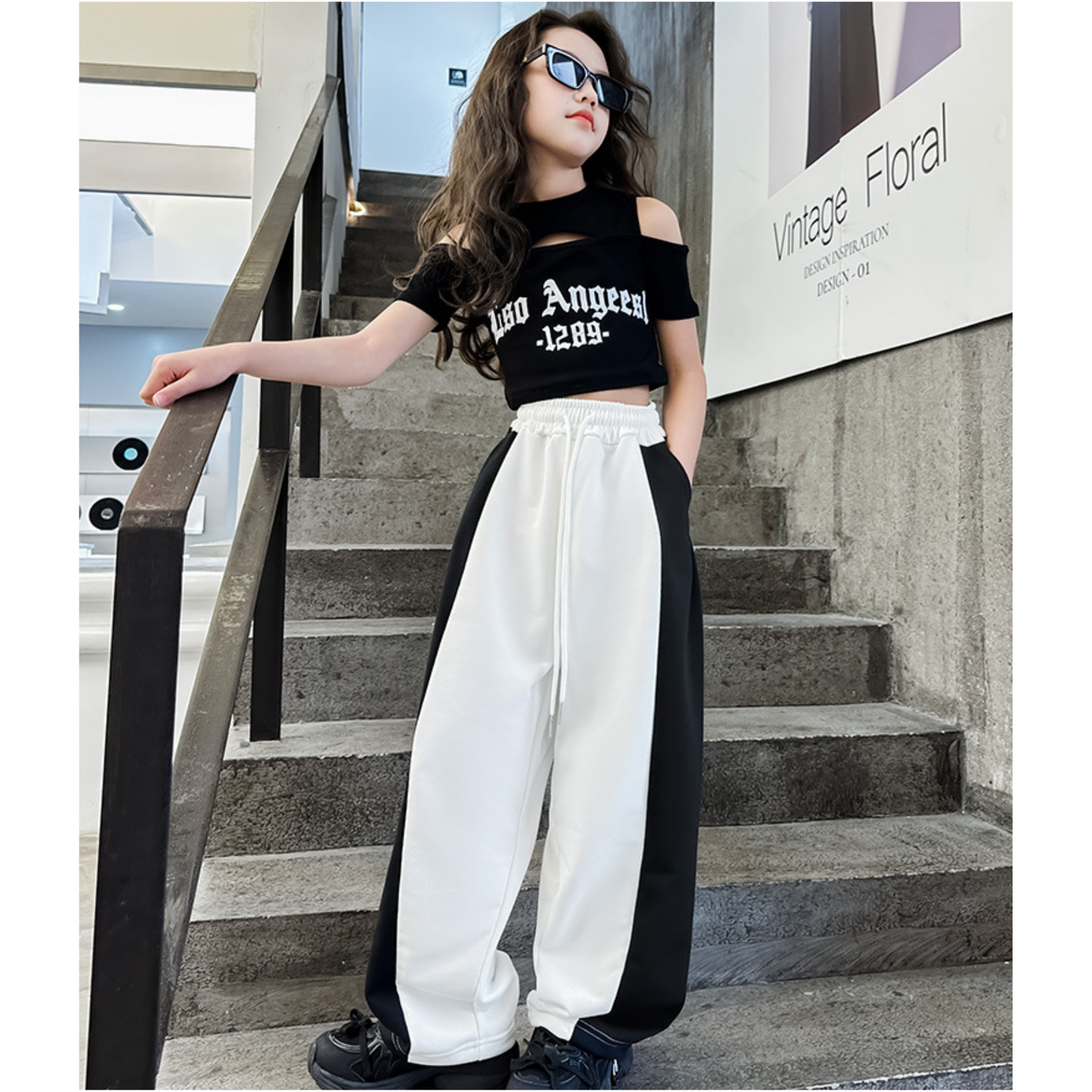 【メール便OK】Y2K肩あきロゴTシャツ wrw25ss385