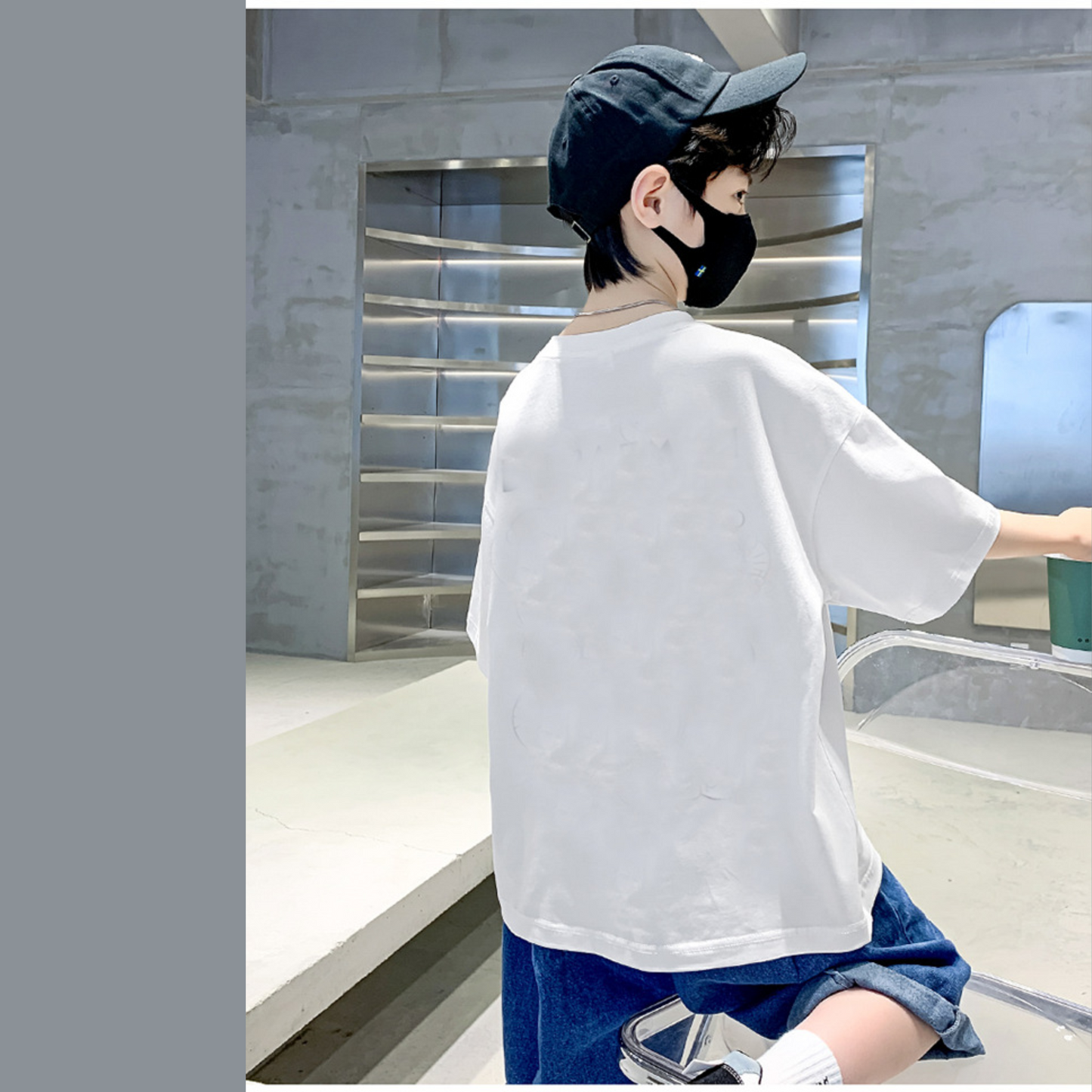 【メール便OK】ヘッドフォングラフィックTシャツ wrw25ss356