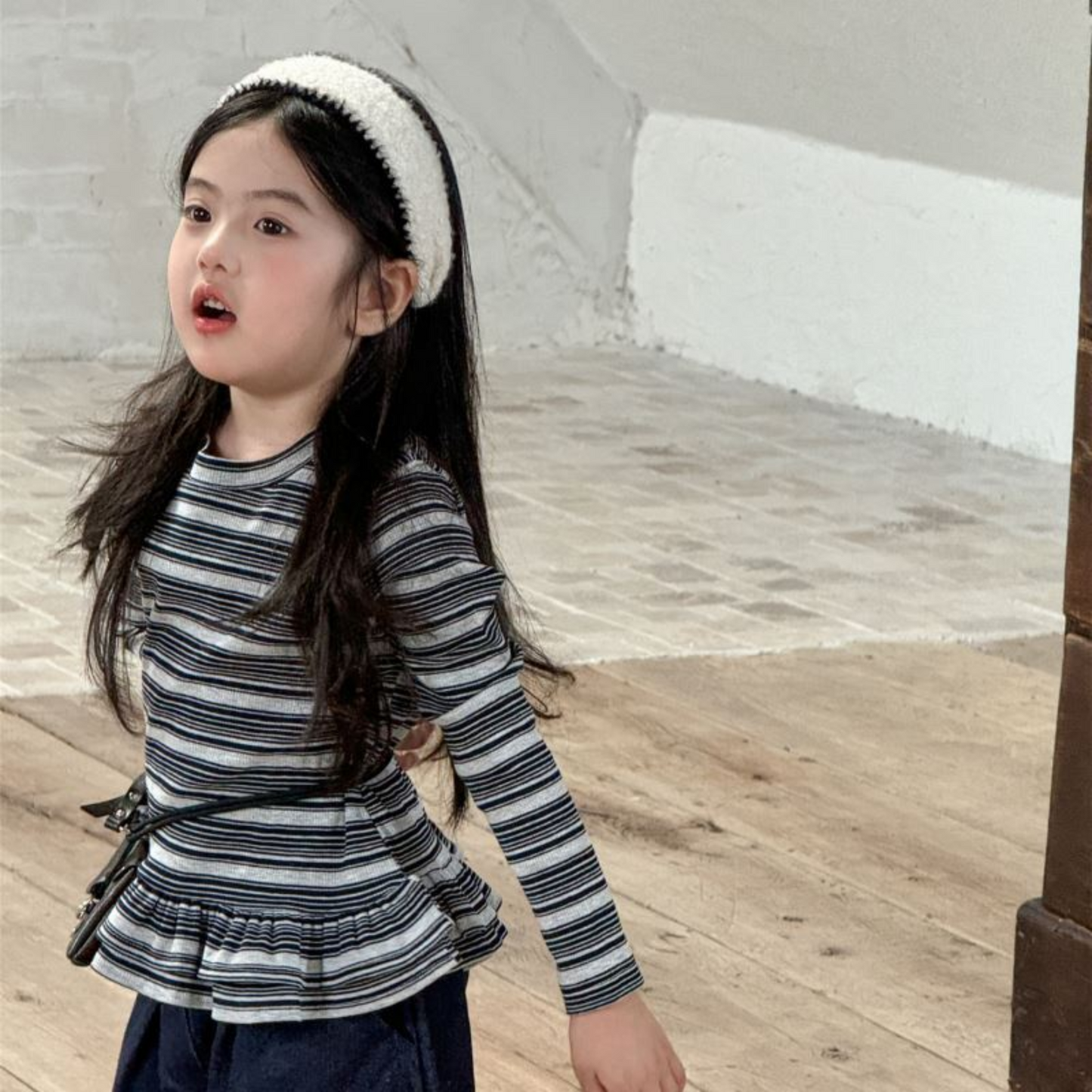 【メール便OK】ボーダー柄裾フリルロンT wrw25aw091