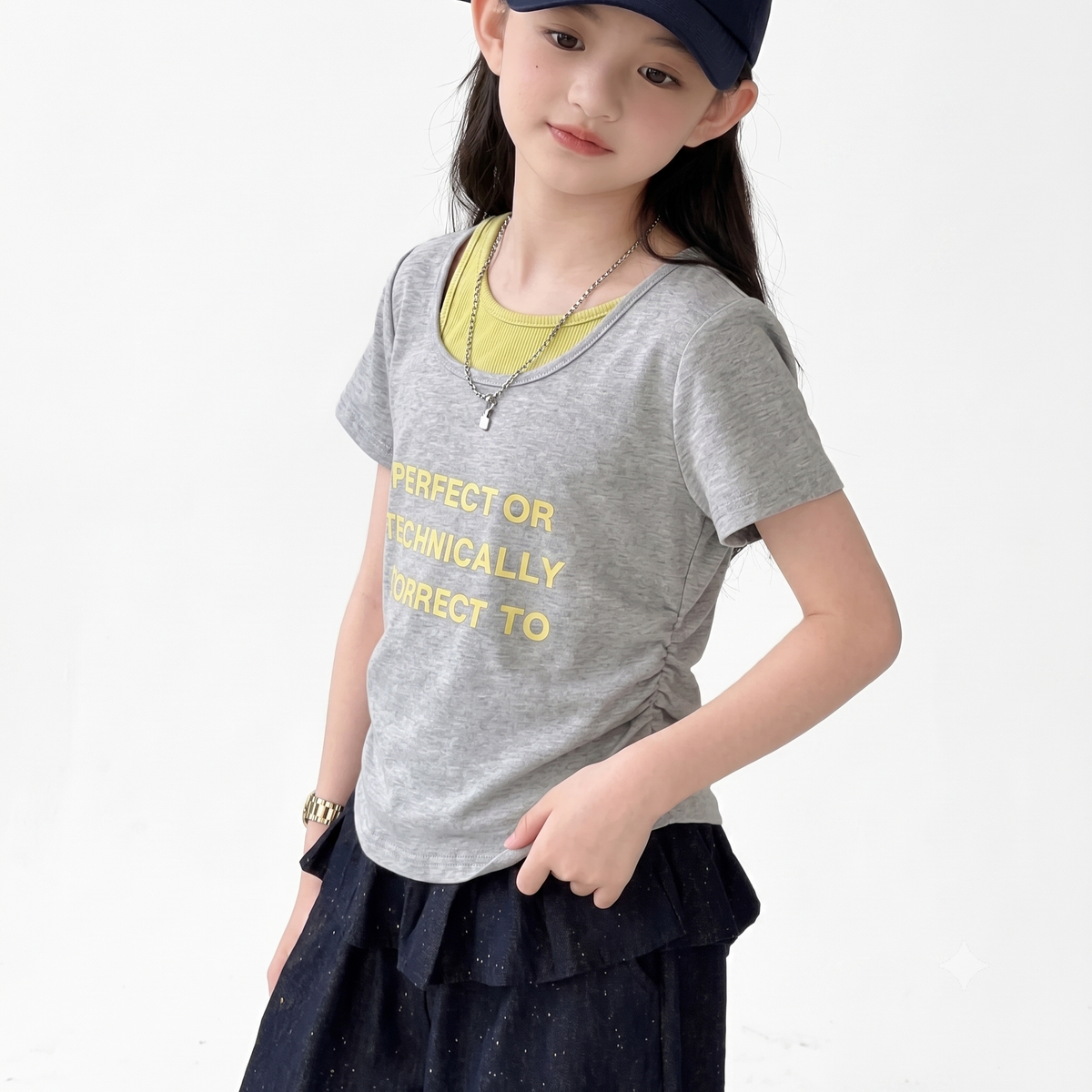 【メール便OK】レイヤード風 オフショルダー 英字ロゴ Tシャツ wrw1062906