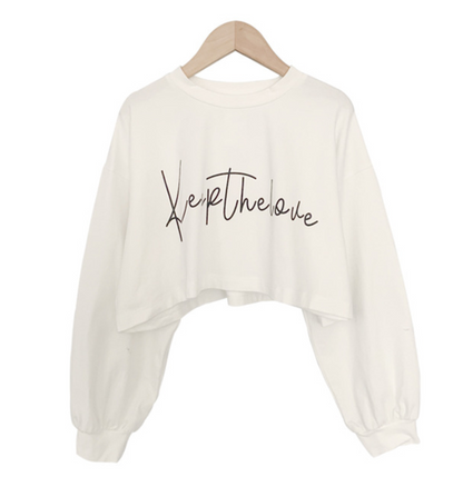 【メール便OK】ロゴプリントクロップド長袖ロンT  wrw24aw325