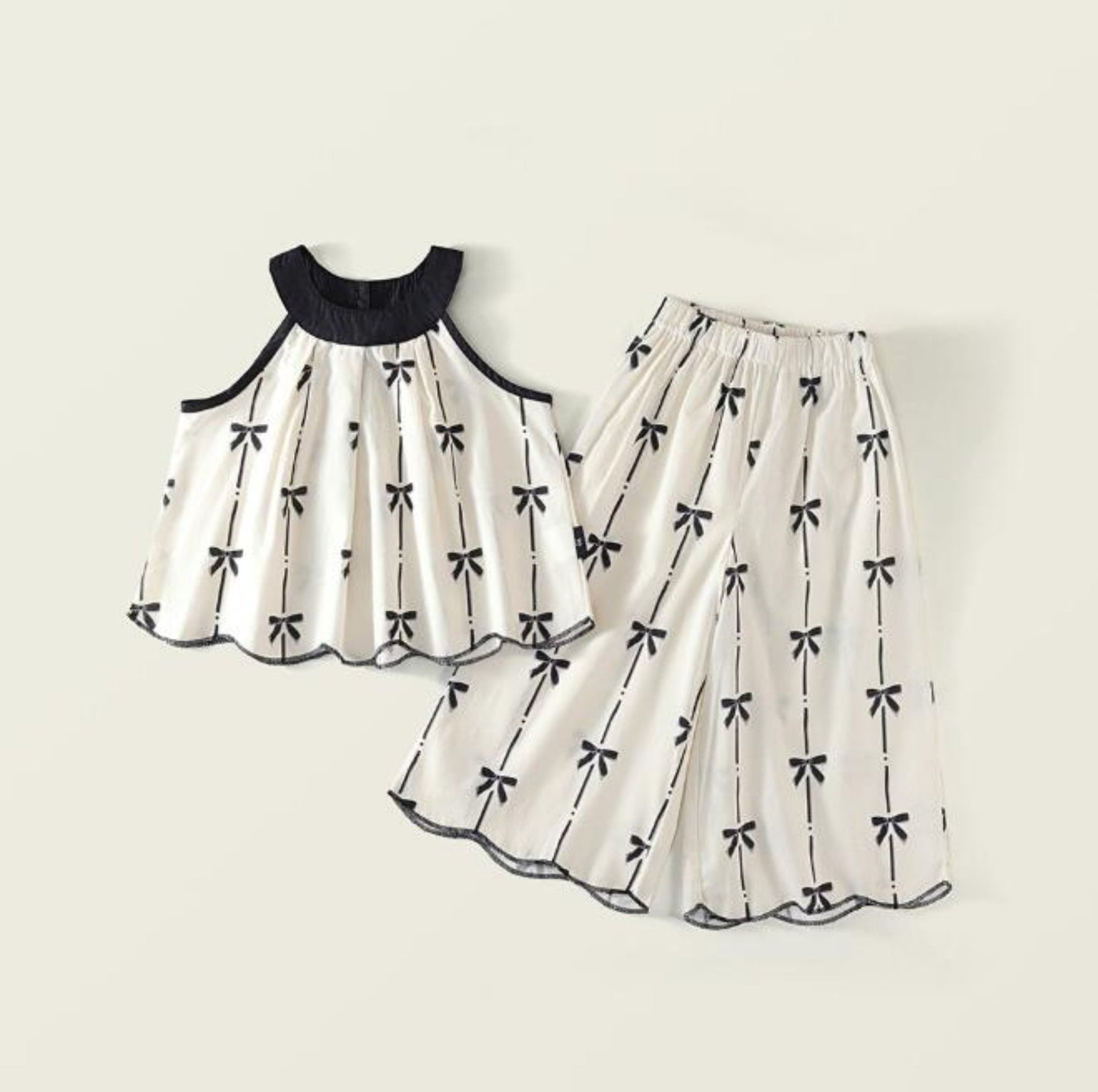 【メール便OK】ノースリーブトップスとワイドパンツセットアップ  wrw25ss198