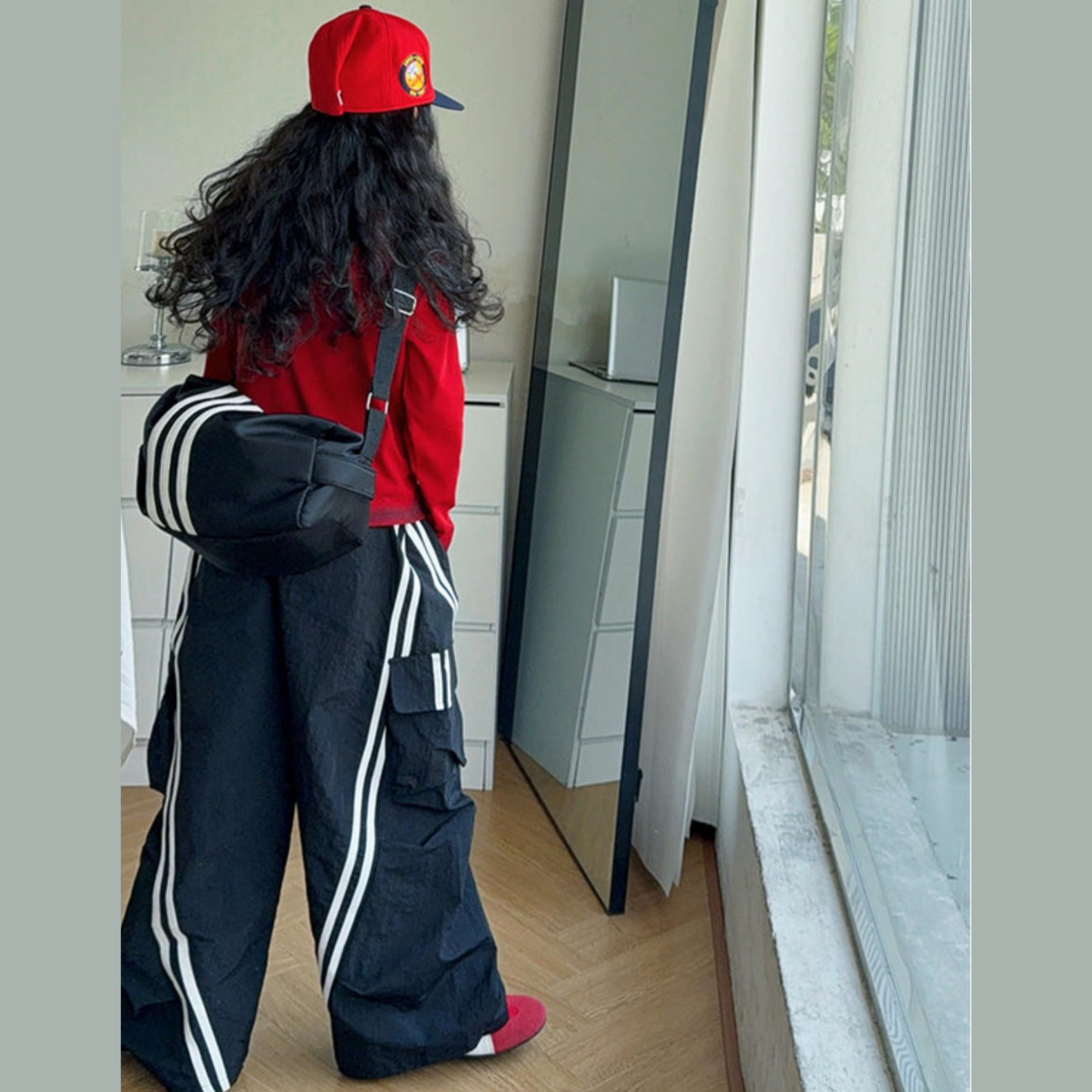 斜めラインタックワイドカーゴパンツ  wrw25aw073