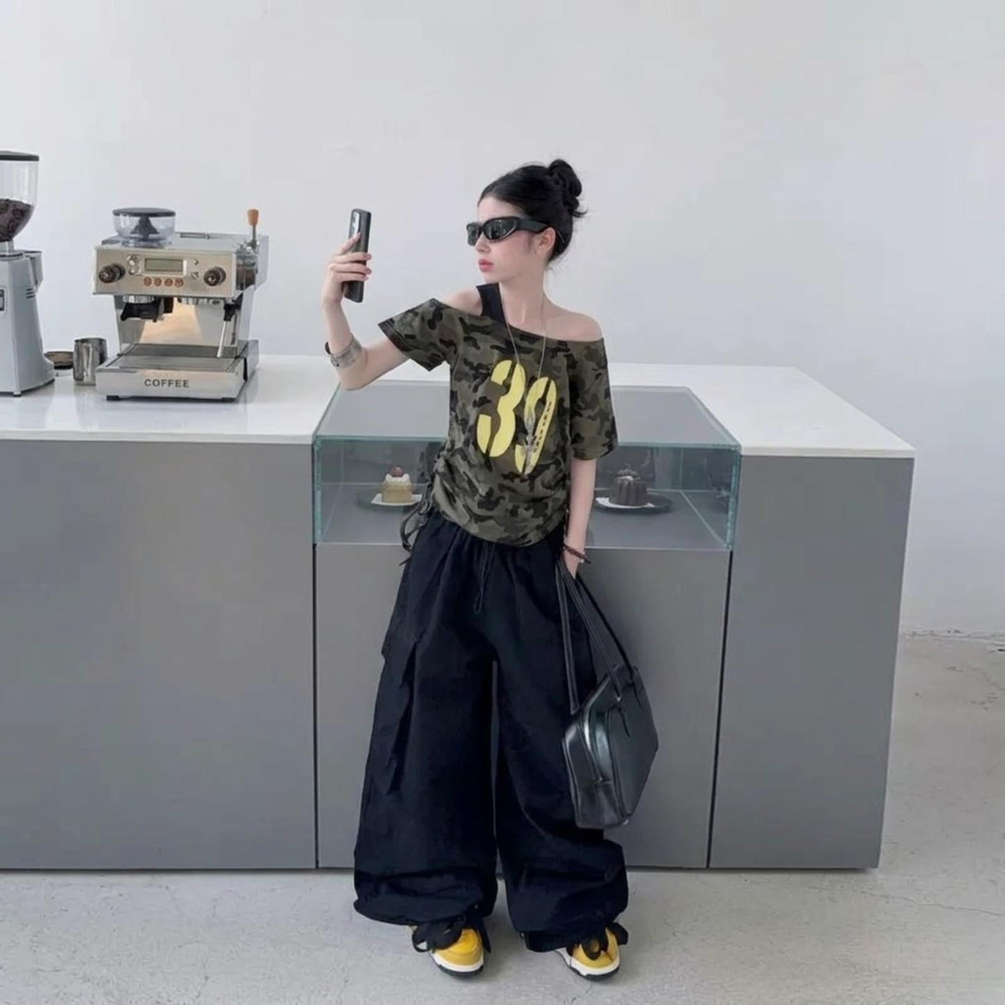 迷彩アシンメトリー・ワンショルTシャツ	wrw1062346