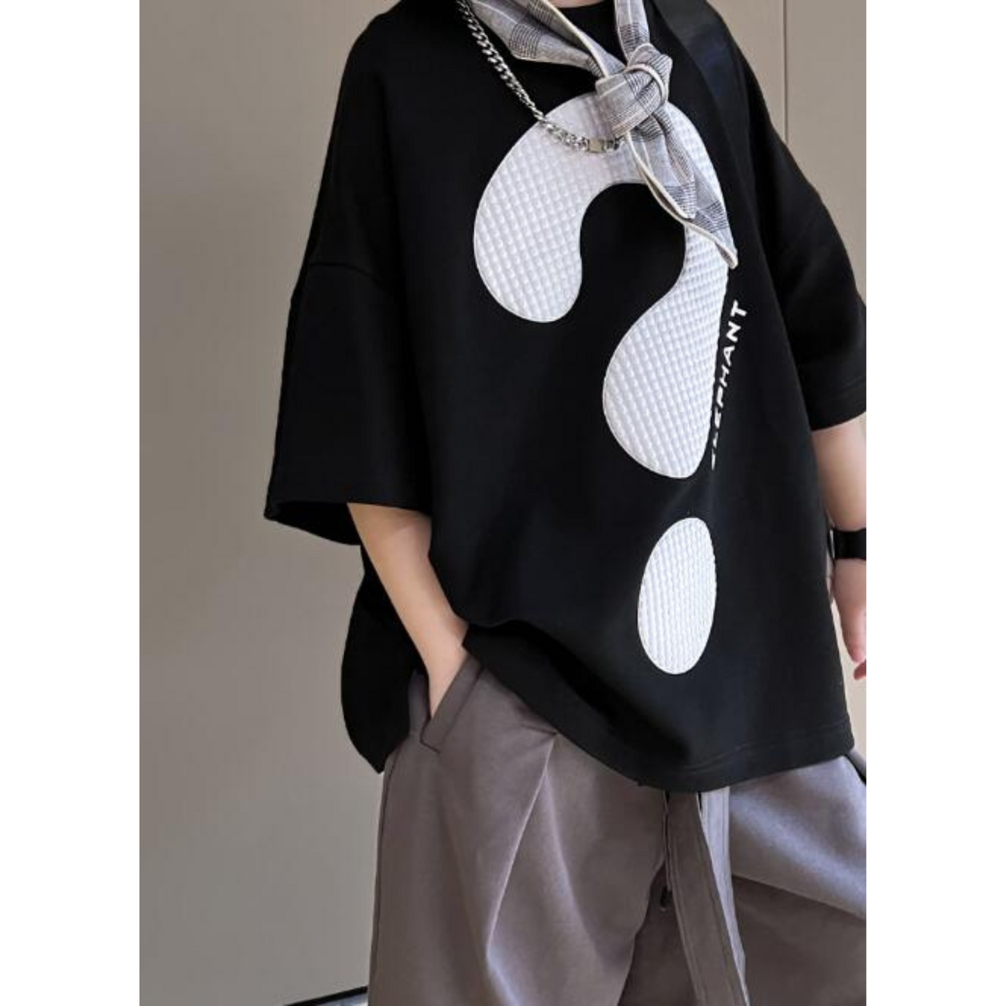 【メール便OK】クエスチョンマークビッグロゴグラフィックTシャツ  wrw25ss333
