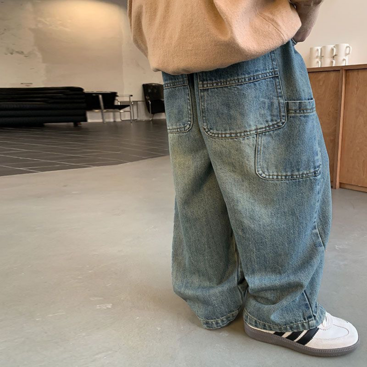 【メール便OK】ポケット付きワイドデニムパンツ　wrw24aw875