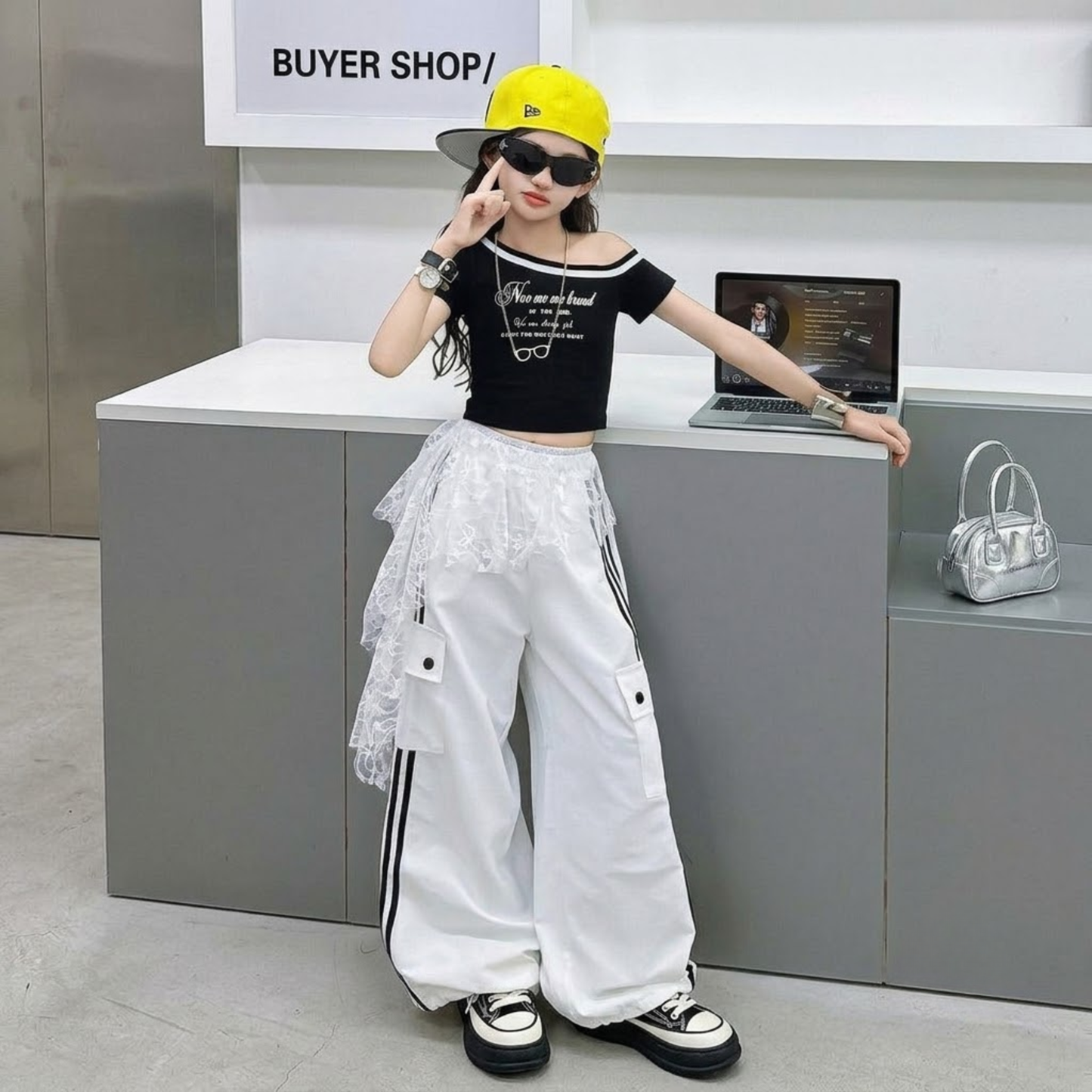 アシメネック ワンショルダー ライン入り Tシャツ  　wrw1062666