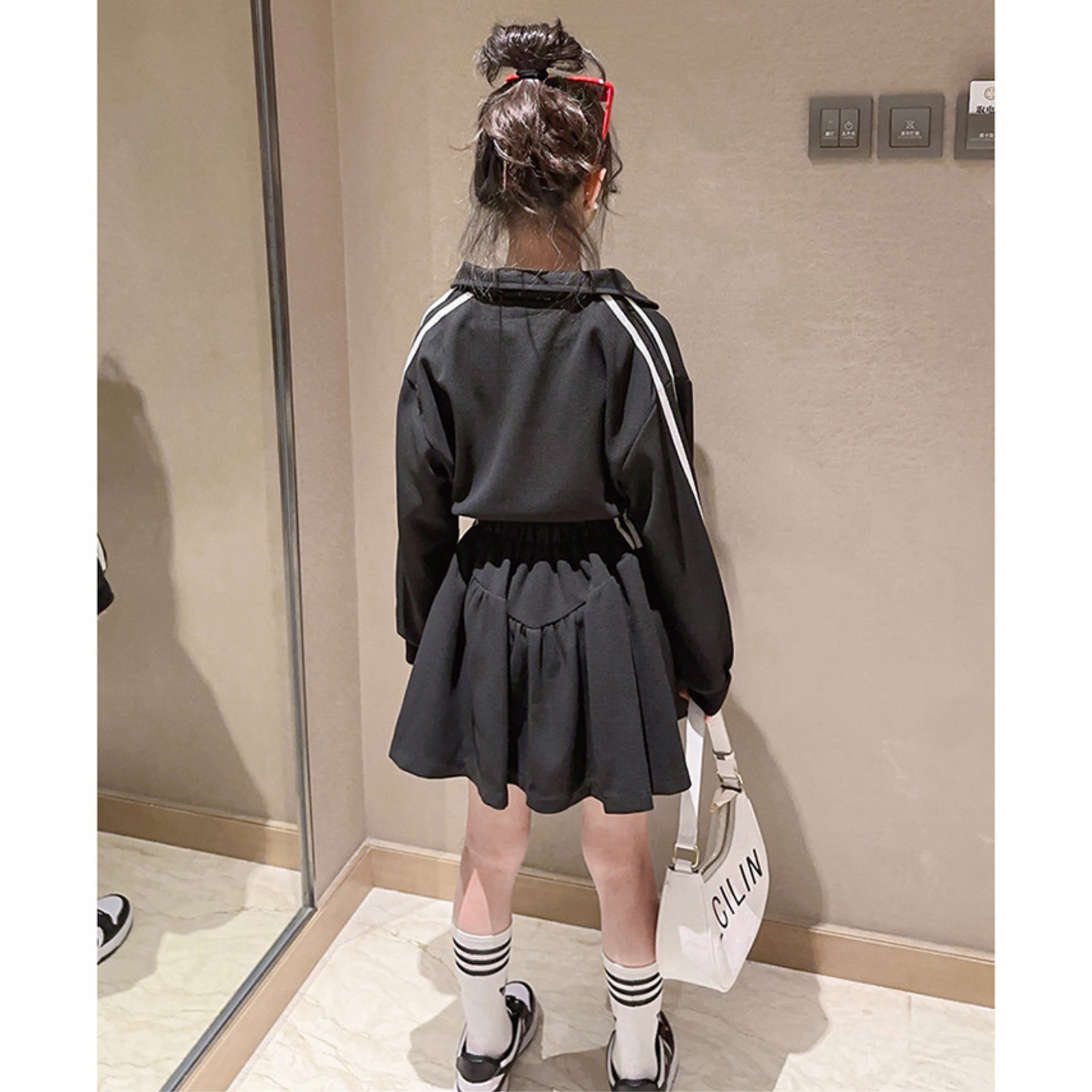 トラックジャケットxミニスカート秋冬セットアップ　wrw25aw059