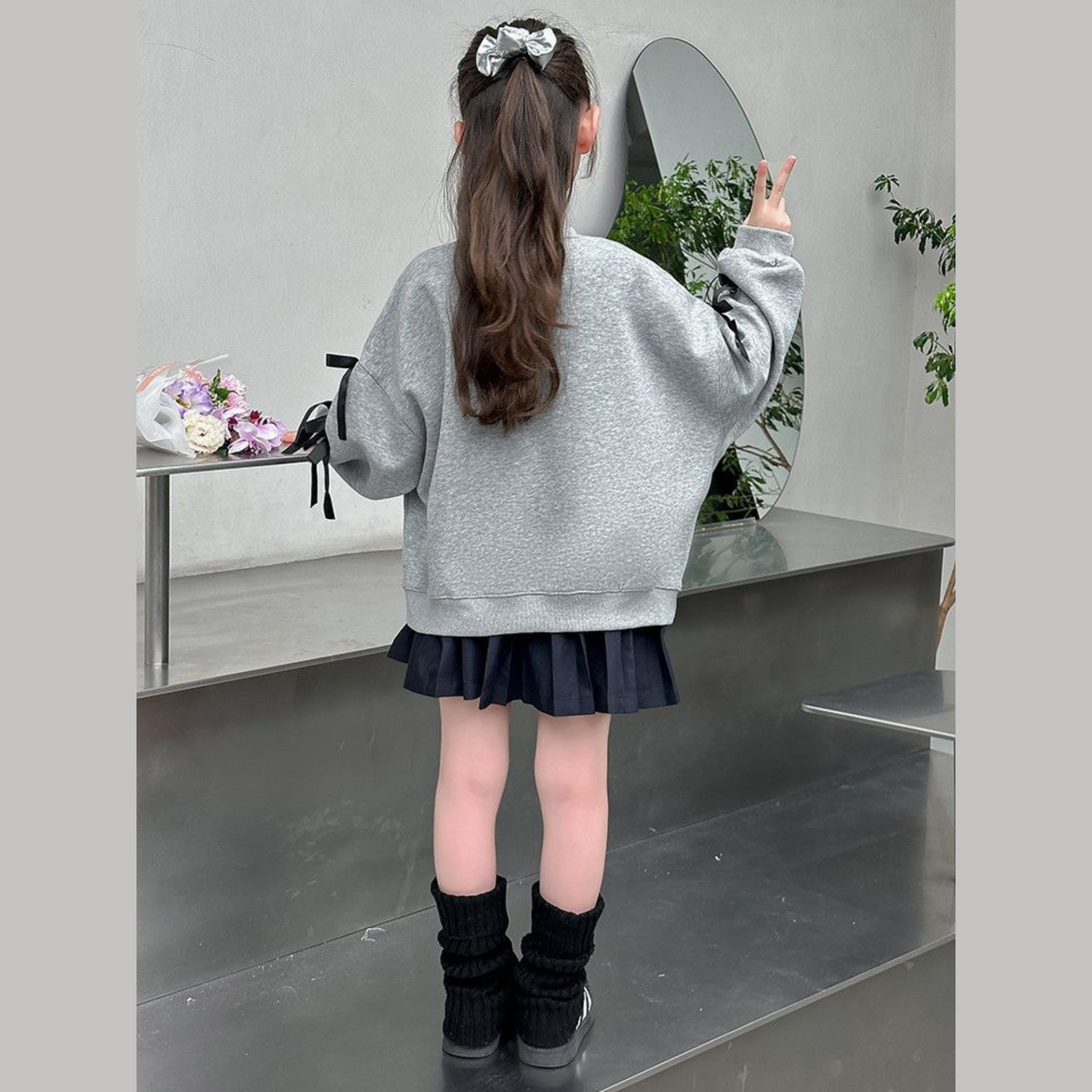 リボン付いた袖のロンT   wrw25aw116