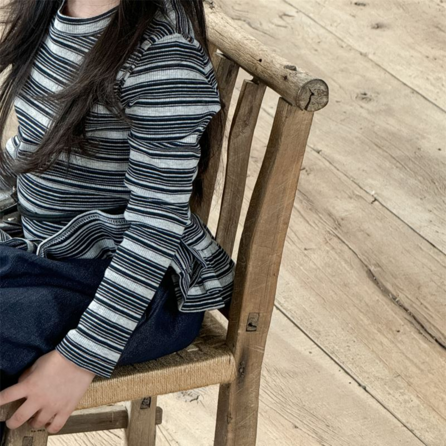 【メール便OK】ボーダー柄裾フリルロンT  wrw25aw091