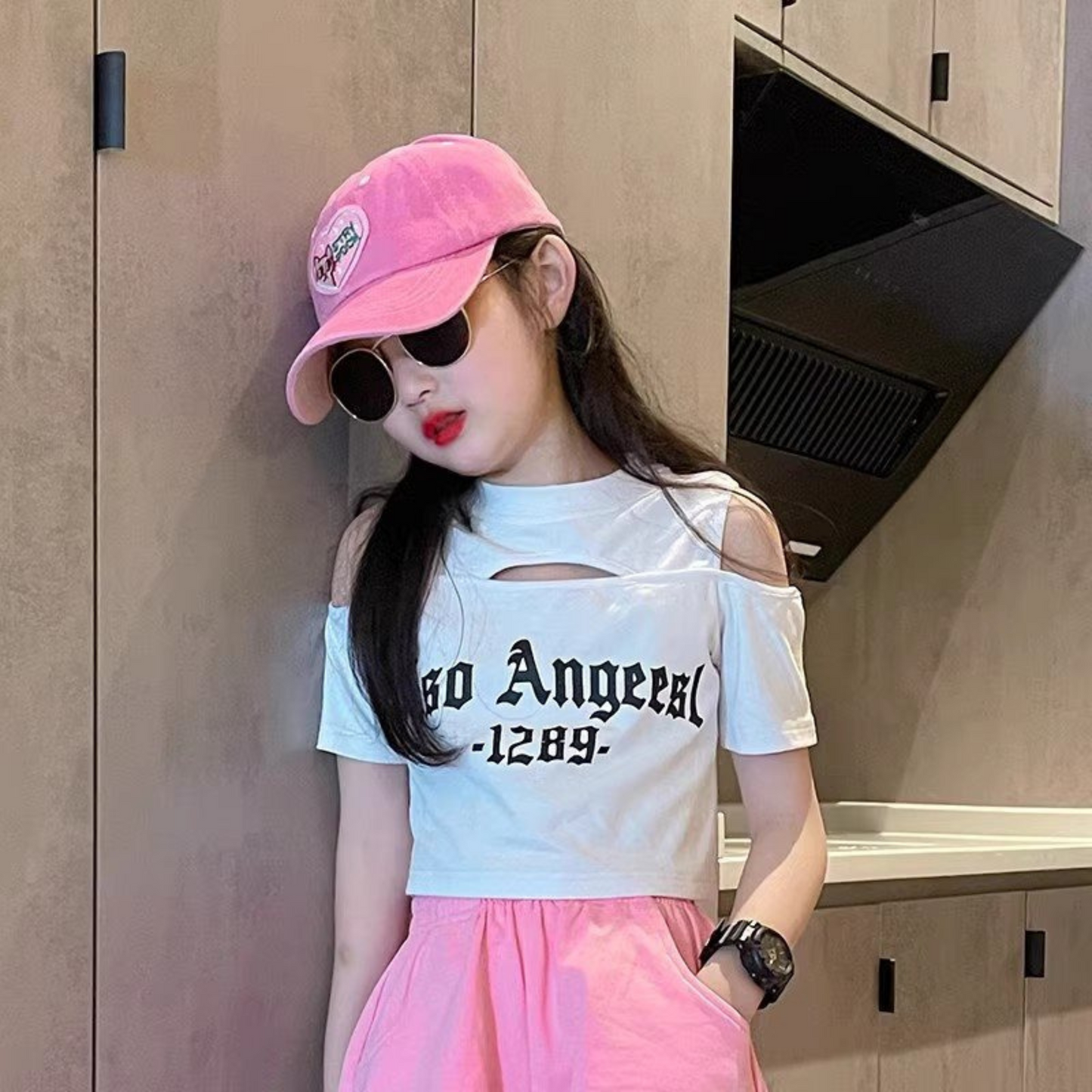 【メール便OK】Y2K肩あきロゴTシャツ  wrw25ss385