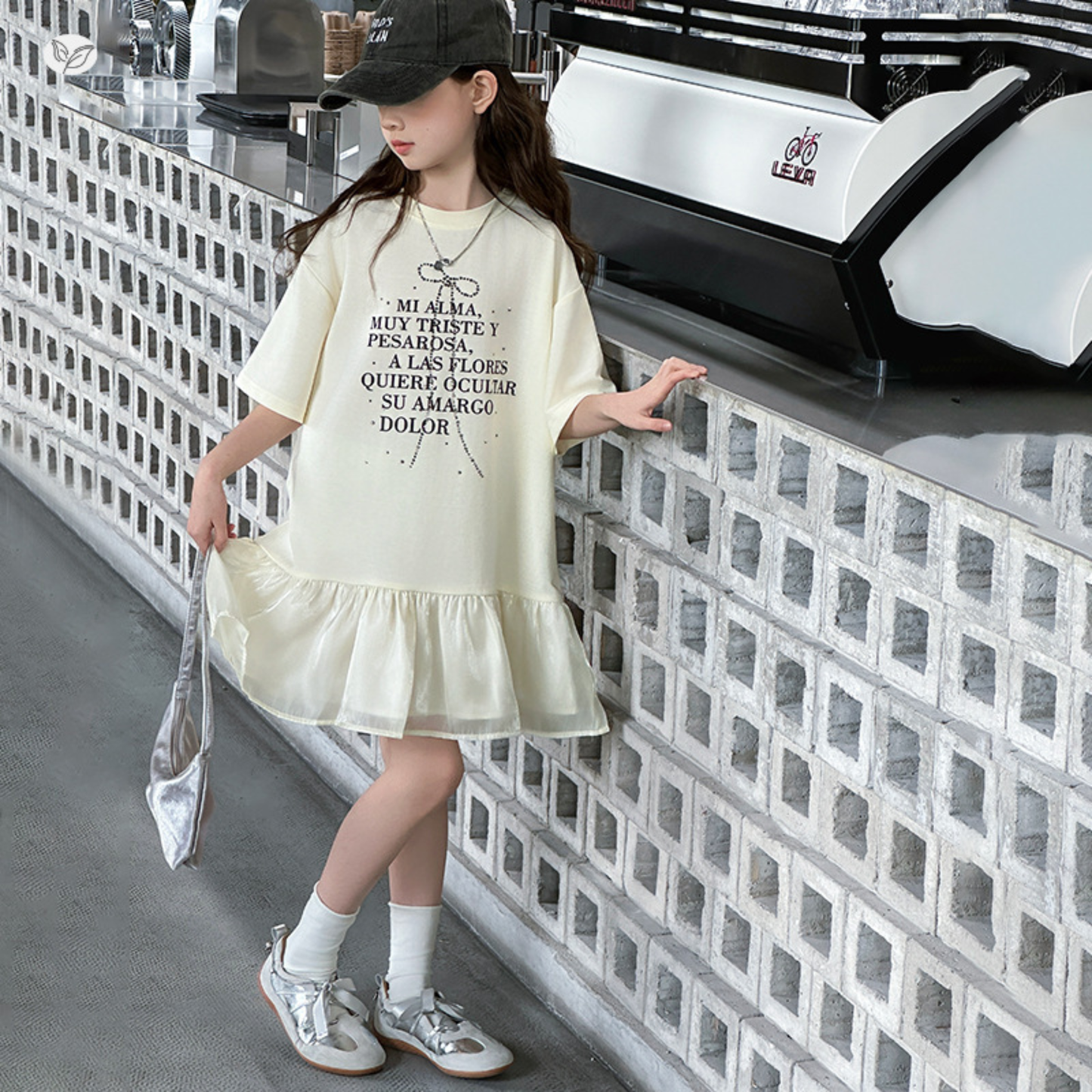 裾フリル切り替え ラフィックＴシャツワンピース     wrw1032256