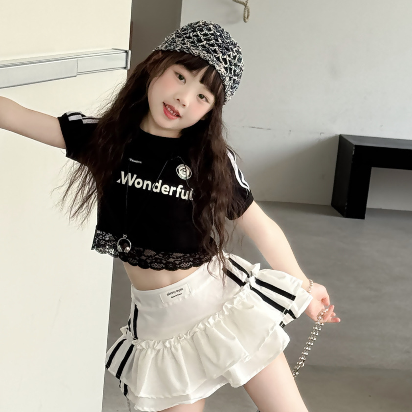 スポーティーガーリー 裾レースロゴＴシャツ	wrw1062506